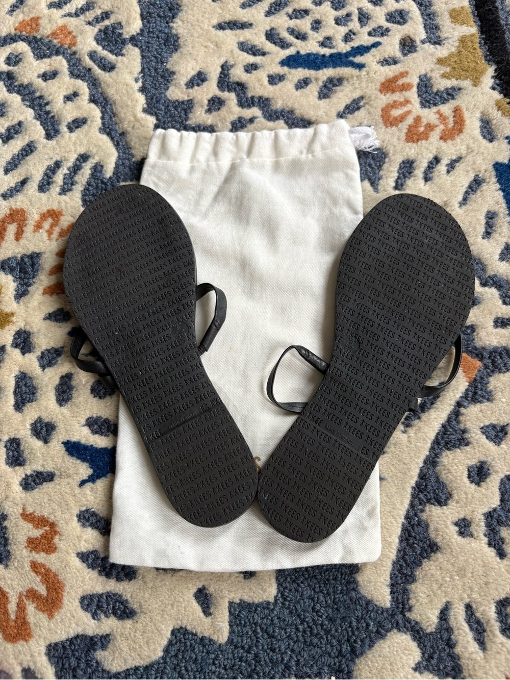 TKEES Sarit Sandal in Black - Picture 9 of 16